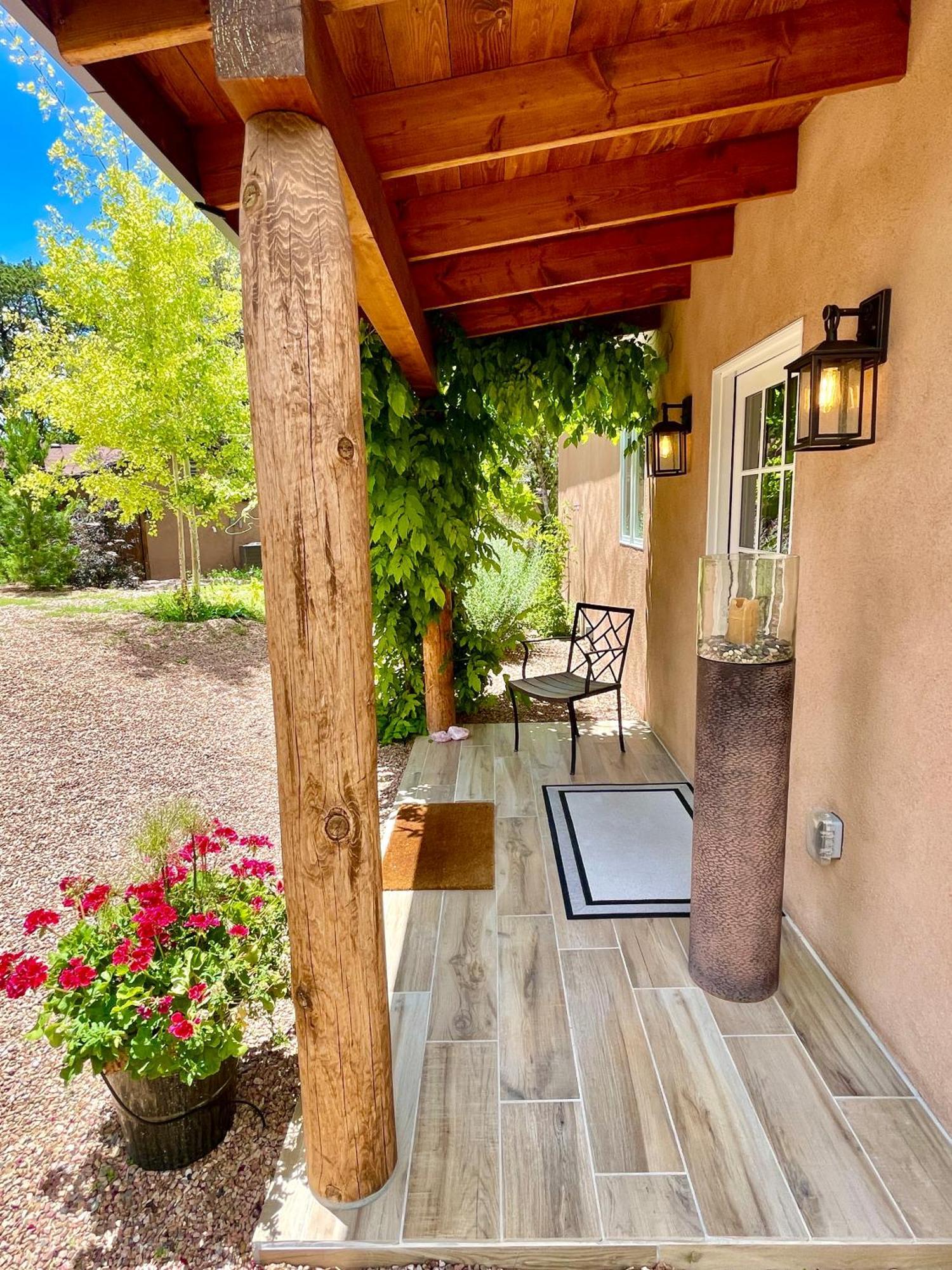 New Private & Intimate Retreat * Santa Fe
